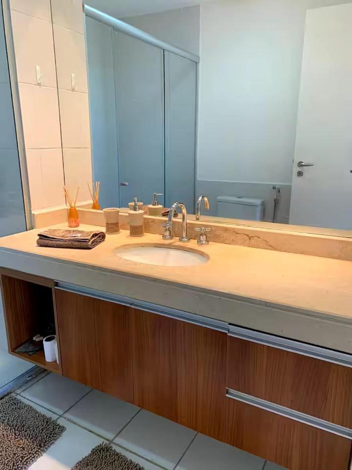 אפרטהוטל אקווירז Beach Living - Ap Cobertura Vista Mar מראה חיצוני תמונה